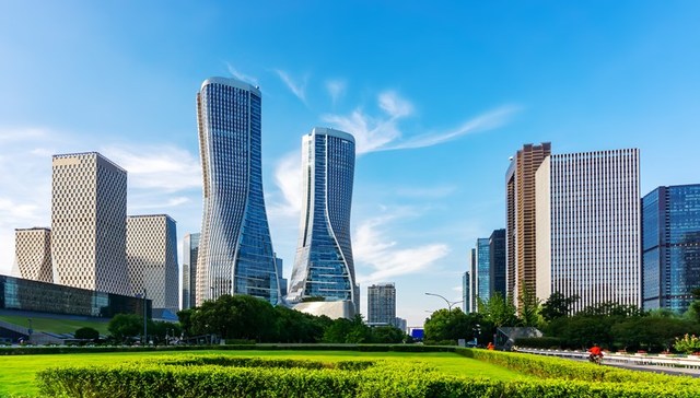 杭州集中供地首日揽金717亿，融信、融创、滨江成大赢家？