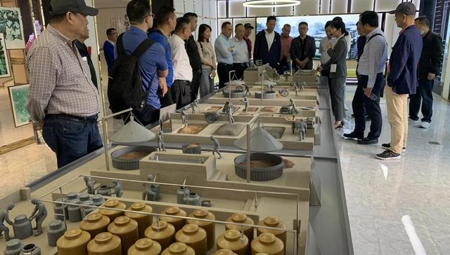 “红色遵义，董酒之行”，40余位宁波企业家赴贵州遵义参观考察