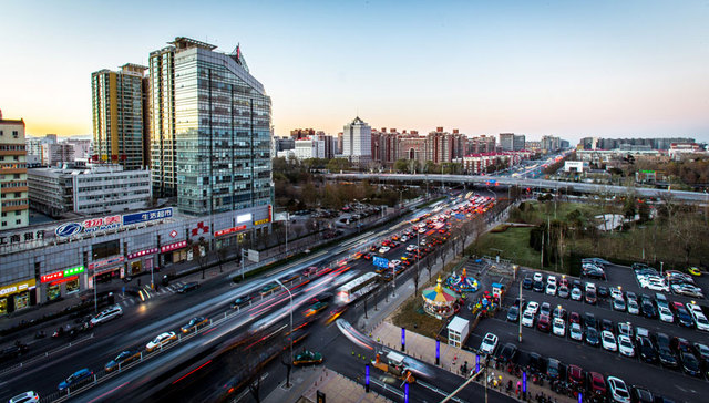 荣和城市之门丨被众多大咖点名 东站商圈的这个项目火出圈