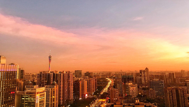 时隔一年，富力地产“三道红线”的困局何解？