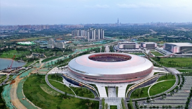 央视聚焦东安湖体育馆，放大270万倍的“太阳神鸟”正飞向世界
