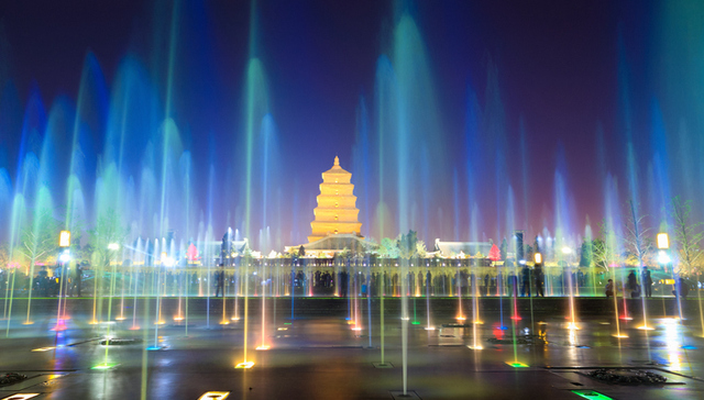 2021首届陕西人居成果展今日开幕 逛展、抽奖两不误