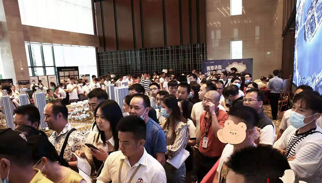 一个月加推两次，这套城心江景房到底有多抢手？