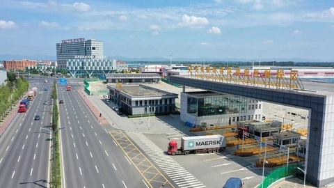 今年上半年，中歐班列（成渝）累計開行近3000列