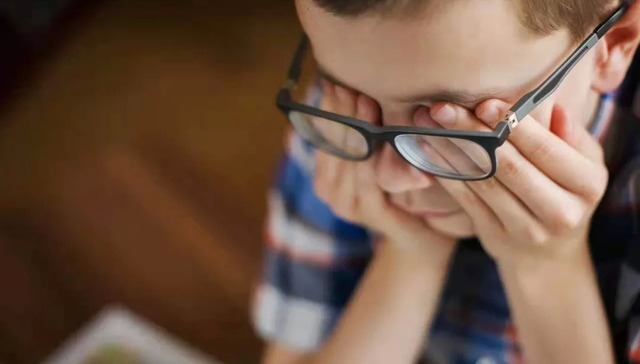 眼镜,中国市场,消费趋势,行业乱象