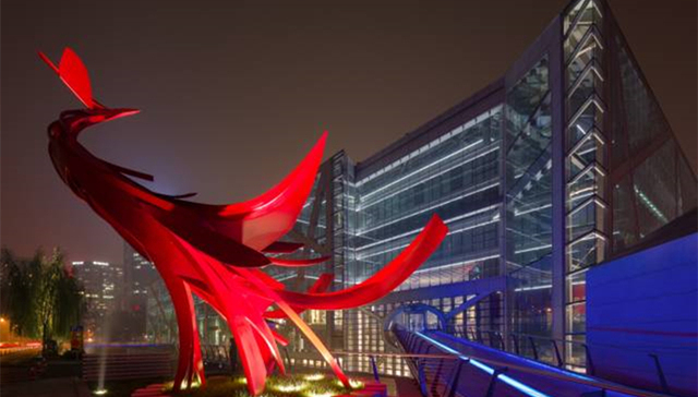 审美场域延伸之下，商业综合体如何玩转公共艺术