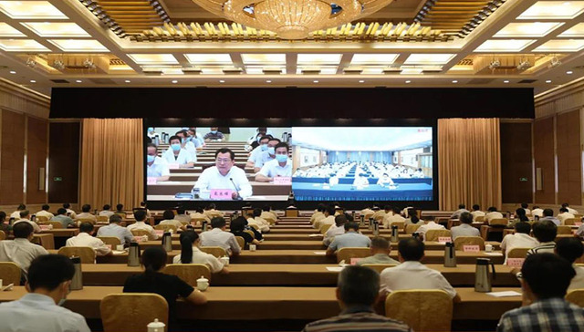 宁波实施新一轮“腾笼换鸟、凤凰涅槃”攻坚行动