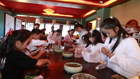 “为崃穿越共婵娟”，成都·邛崃双城雅集演绎成都生活美学