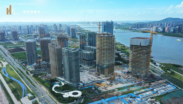灵山岛尖佳作，南沙封面，越秀国际金融中心B塔正式封顶！