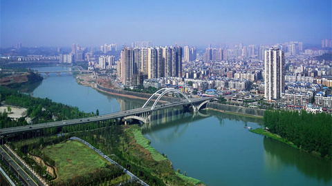 “携手大湾区  腾飞新资阳”四川资阳精准对接粤港澳制造业投资恳谈会