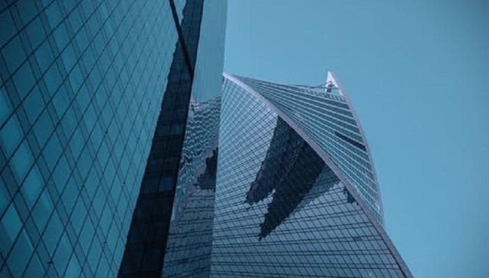 房地产“雷声”不断 多地住建部门紧急提示购房风险