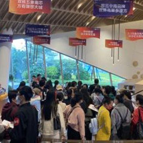 出圈丨与双核五象一起见证红盘超强热销实力