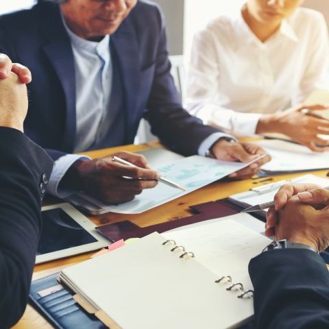 国家发改委召集部分房企周二开会，或摸底美元债情况