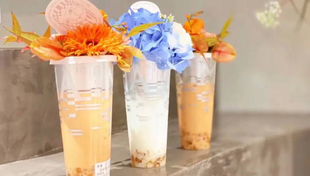 鲜花奶茶,产品创新,网红品牌