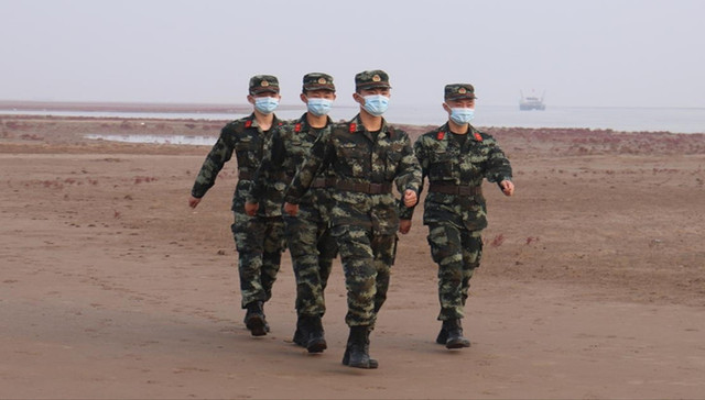 海疆奋斗者：东营海警局垦利工作站探寻赤碱蓬精神，打造“海上红地毯”