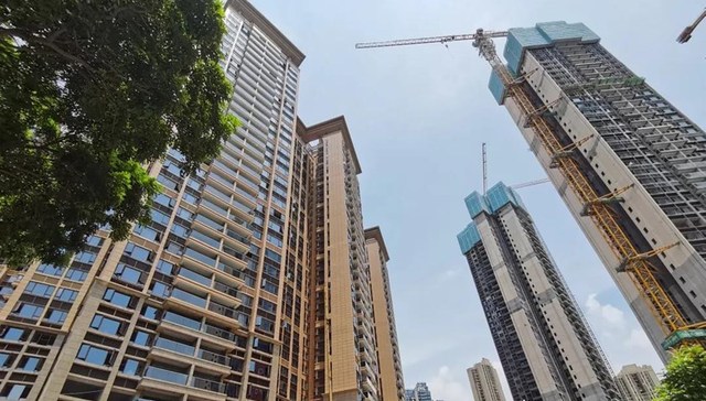 房价跌回一年前，深圳楼市开始温和回升？