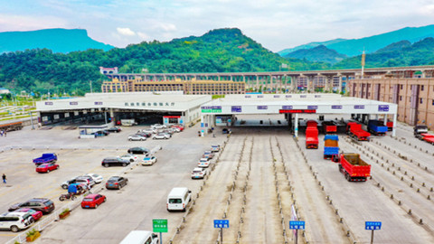 2021年雅安雨城区园区全年营收预计40亿元