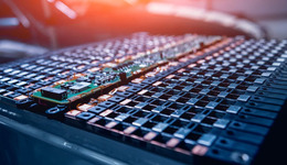 鋰電池設(shè)備：打破新能源車(chē)現(xiàn)有格局的“關(guān)鍵詞”