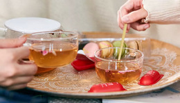 在美妝集合店賣“女生茶”，一年銷售幾千萬，這是什么模式？