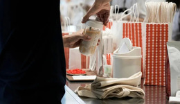 落戶上海，星巴克前高管坐鎮(zhèn)，但中國(guó)市場(chǎng)還缺一個(gè)藍(lán)瓶咖啡嗎？