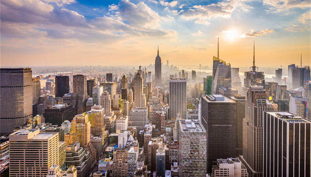 深圳楼市：同时创下成交新高与新低，刚需受益了吗？