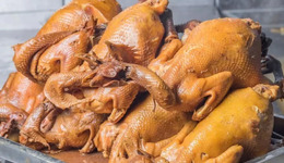 一年吃掉1427万吨，诞生无数富豪：餐饮界半壁江山，都是“做鸡”的