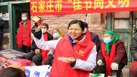 石家庄青年志愿者申秀丽：用中医药服务百姓