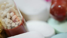 复星医药等4家药企股价暴涨，免费仿制新冠口服药是好生意吗？