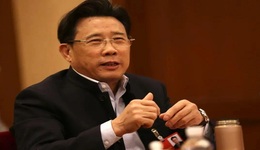 一代傳奇梁穩(wěn)根辭任三一重工董事長，從地下室起家登頂首富