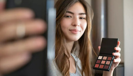 达人变阵，扶“腰”而上