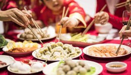 餐饮人盯上热闹年夜饭