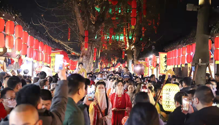 虎年春节文旅市场火热，南充实现综合旅游收入23.36亿元