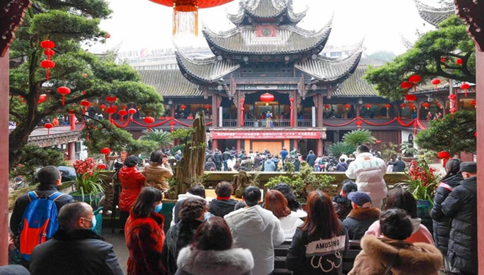 春节假期自贡旅游活动亮点纷呈，红色旅游市场火爆