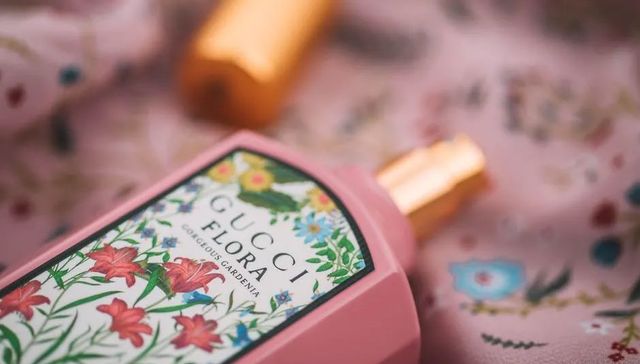 二手奢侈品,情人节,礼物,年轻人