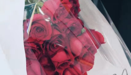 一夜之间成户外广告顶流，节日营销才是出圈王道