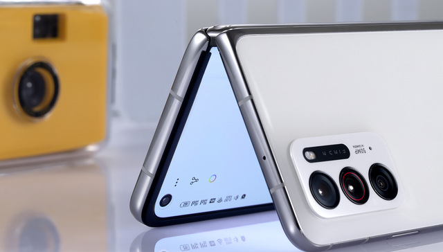 折叠屏手机,市场竞争