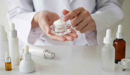 以價(jià)換量，化妝品功效評(píng)價(jià)降價(jià)了