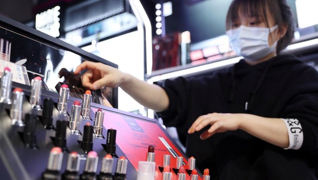 美妆产品,国产品牌,市场营销,数字化转型