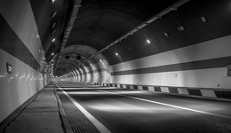 “果鏈”企業(yè)伯恩光學(xué)二沖港股