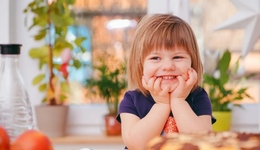 有品日報 | 怡芽/堅果投影獲融資；撈王二次遞表港交所；蘋果iOS15.4推送；Gucci母公司收購Maui Jim