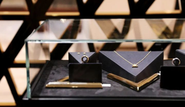 她经济又催火一个“快时尚”，规模2000亿