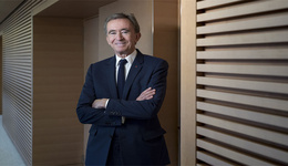 LVMH 首席执行官 Arnault 或将延长任期至80岁，谁将是他的继任者？