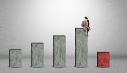 一线追踪：库存高、动销慢，“旺季不旺”其实早有先兆？