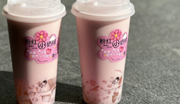 喜小茶、CoCo、益禾堂集體上奶綠，這個(gè)春天流行“輕奶茶”？