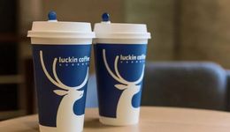 門店數(shù)量超越星巴克，瑞幸就真的“復(fù)活”了嗎？