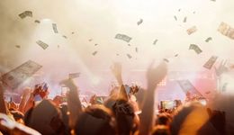 扎入小眾行業(yè)的年輕人：95后開游戲陪玩工作室，月入20多萬