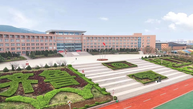 上下同欲教学不止，“十举措”为学生学业护航