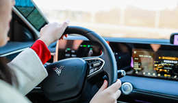 哪吒汽车，都被谁买走了？