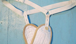 4亿女性刚需，各路资本杀伐：藏在卫生巾里的1000亿生意