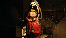 追寻光、成为光、散发光——“时代楷模”钱海军先进事迹引发热烈反响